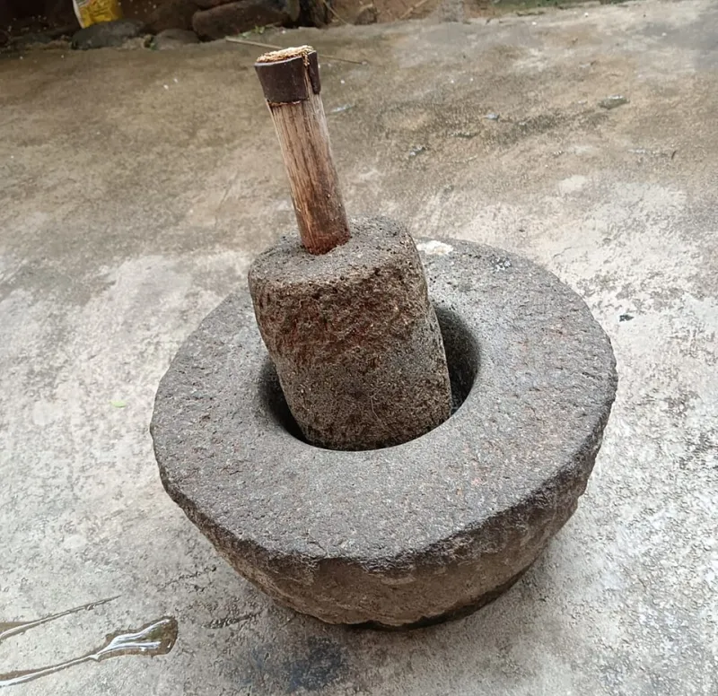 What the Stone Tells You: Using the Mortar as a Skincare Diagnostic Tool